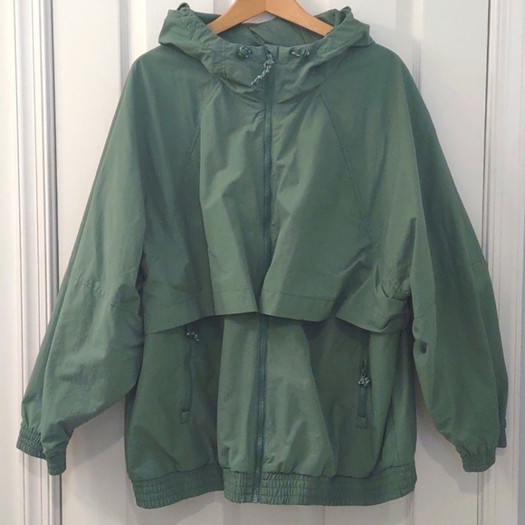 NWOT Old Navy Water-Resistant Performance Zip Jacket Silver Fern Size XXL - Picture 10 of 11